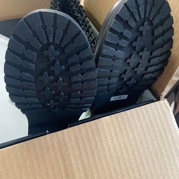 Torrid size Contrast Stitch Knee Boot WW size 11 NWT - Picture 7 of 7